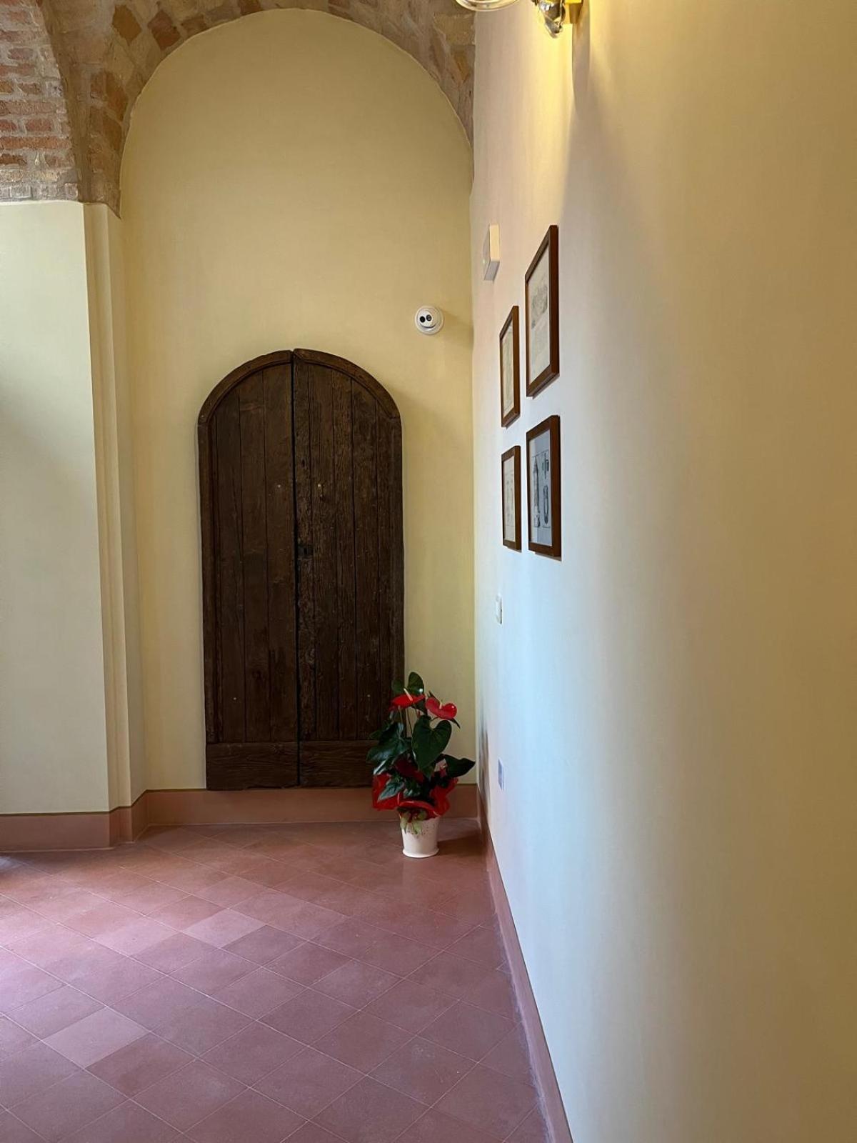 Dimora Santa Chiara Apartment Ripatransone Exterior photo